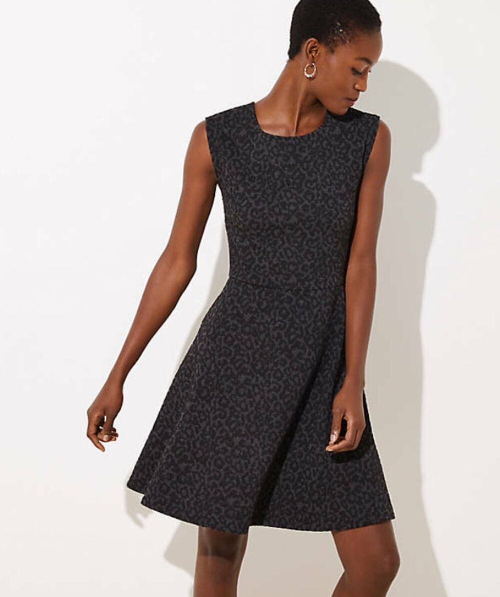 Loft Mini Dress SZ 6 Black Gray Leopard Print Fit & Flare Sleeveless Zip Stretch